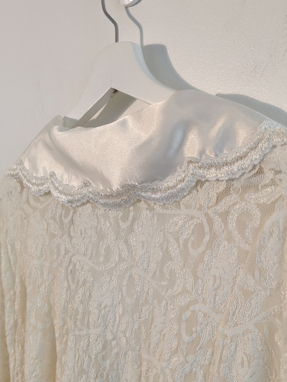 VINTAGE lace satin-trim robe cardigan wrap top - size small / medium - Picture 10 of 13
